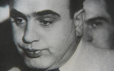 How did Al Capone get Syphilis?